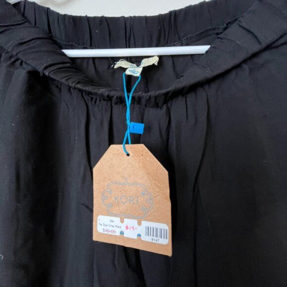 Pants - Picture 4 of 9